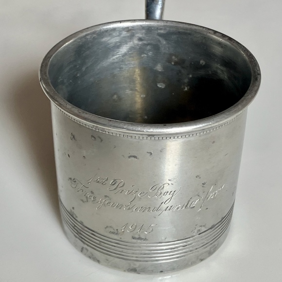 Antique Silver 1915 Award Cup for "1st Prize Boy" by Knickerbocker - Picture 4 of 7